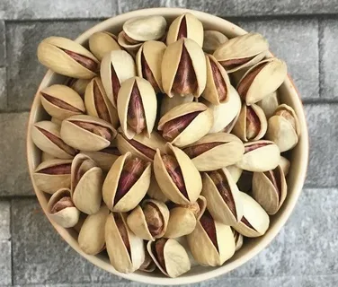 تصویر 1 از پسته اکبری دهان باز صادراتی با مغز درشت و رنگ سبز خاص